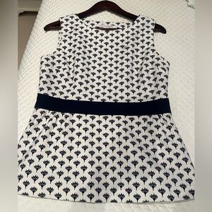 Diane Von Furstenberg Navy & White Peplum Top Sz: 8